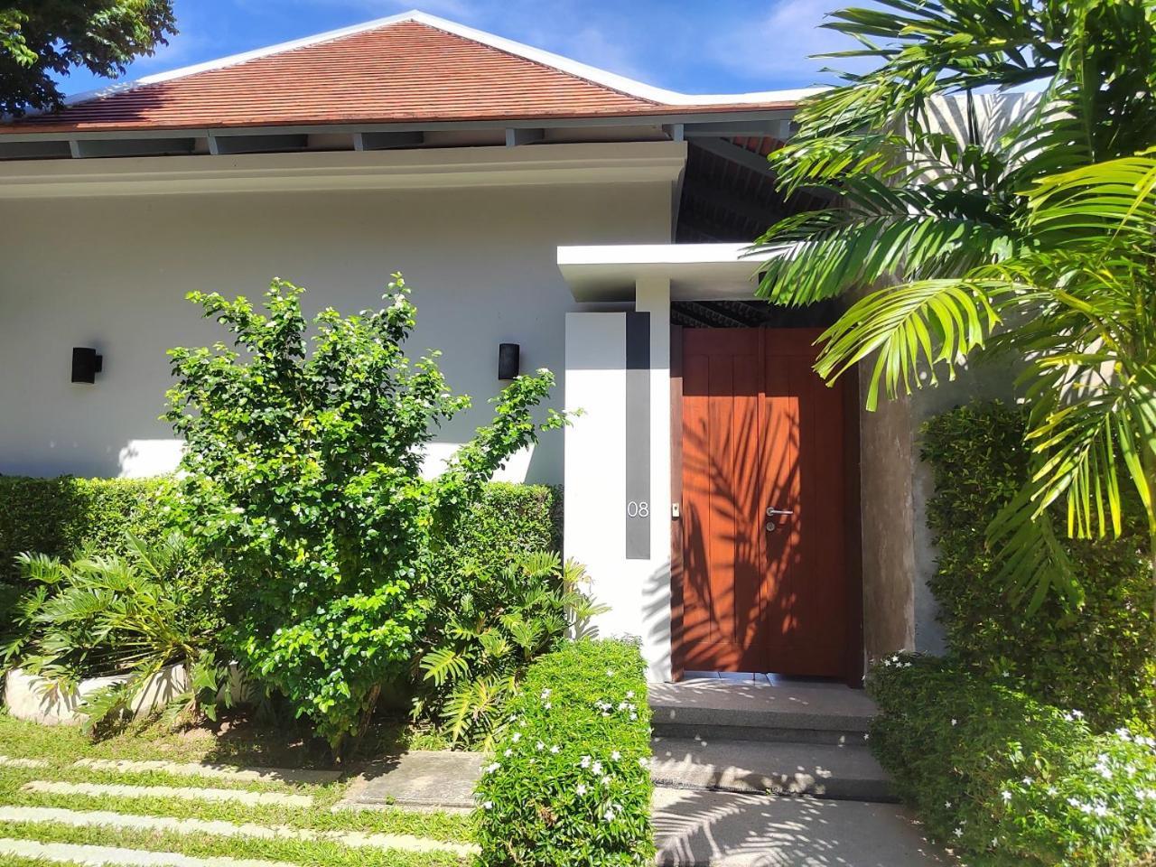 E Villa Near Bangtao Beach ,普吉高端社区邦涛区度假村私人泳池别墅 Strand Bang Tao Exterior foto